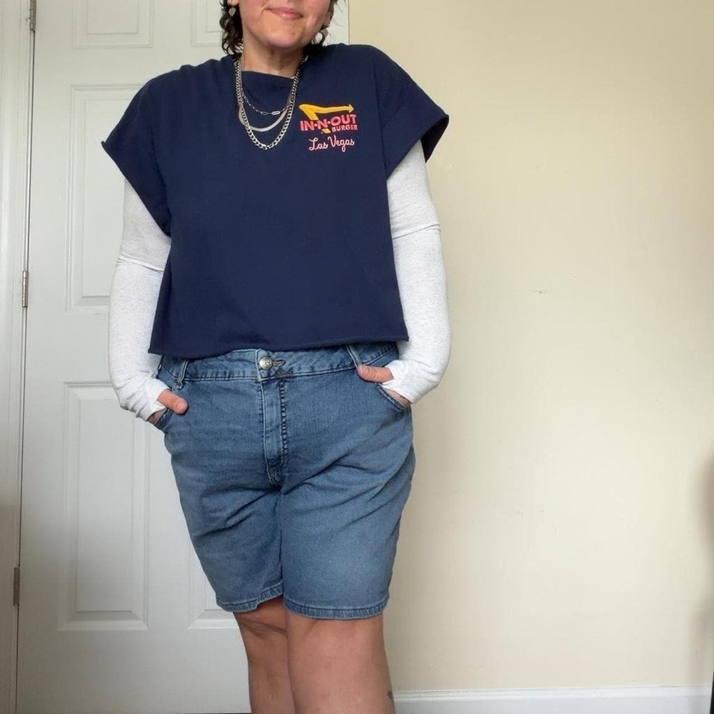 In-N-Out Burger Las Vegas boxy cropped tee XXL reworked short sleeve oversized